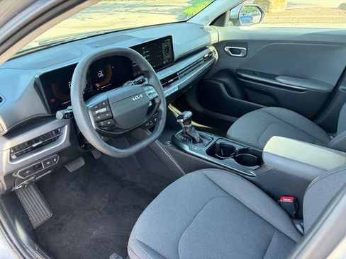 Certified 2025 Kia K4 FWD image 4