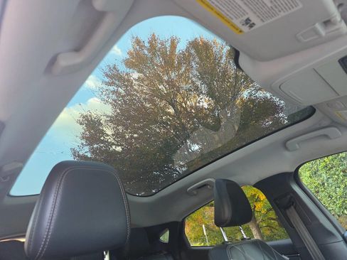 Used 2021 Ford Mustang Mach-E California Route 1 image 28