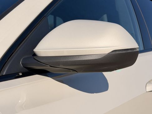 Used 2023 Audi Q8 Premium w/ Convenience Package image 18