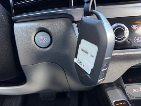 New 2025 Kia Sorento S w/ Panoramic Sunroof Package image 34