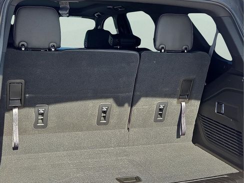 Used 2023 Chevrolet Tahoe LT image 8