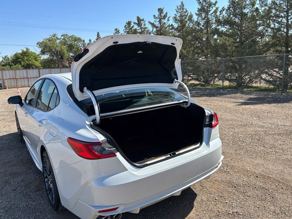 Used 2025 Toyota Camry XSE FWD image 38