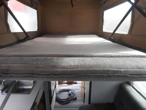Used 1994 Dodge B350 RWD image 24