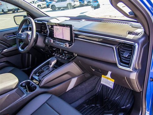 New 2026 GMC Canyon Elevation w/ Convenience Package image 14