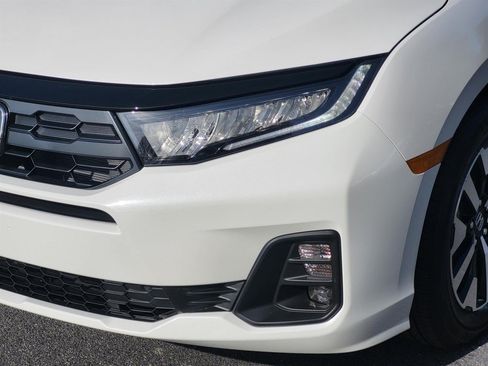 New 2026 Honda Odyssey EX-L image 7