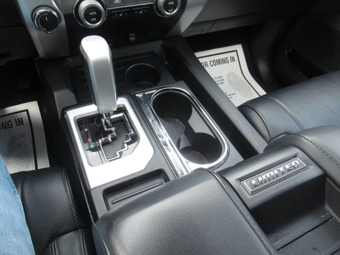 Used 2016 Toyota Tundra Limited w/ Limited Premium Package image 22