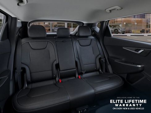 New 2025 Kia EV6 Wind RWD image 17
