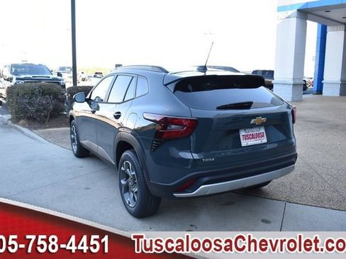 New 2026 Chevrolet Trax LT w/ LT Convenience Package image 7