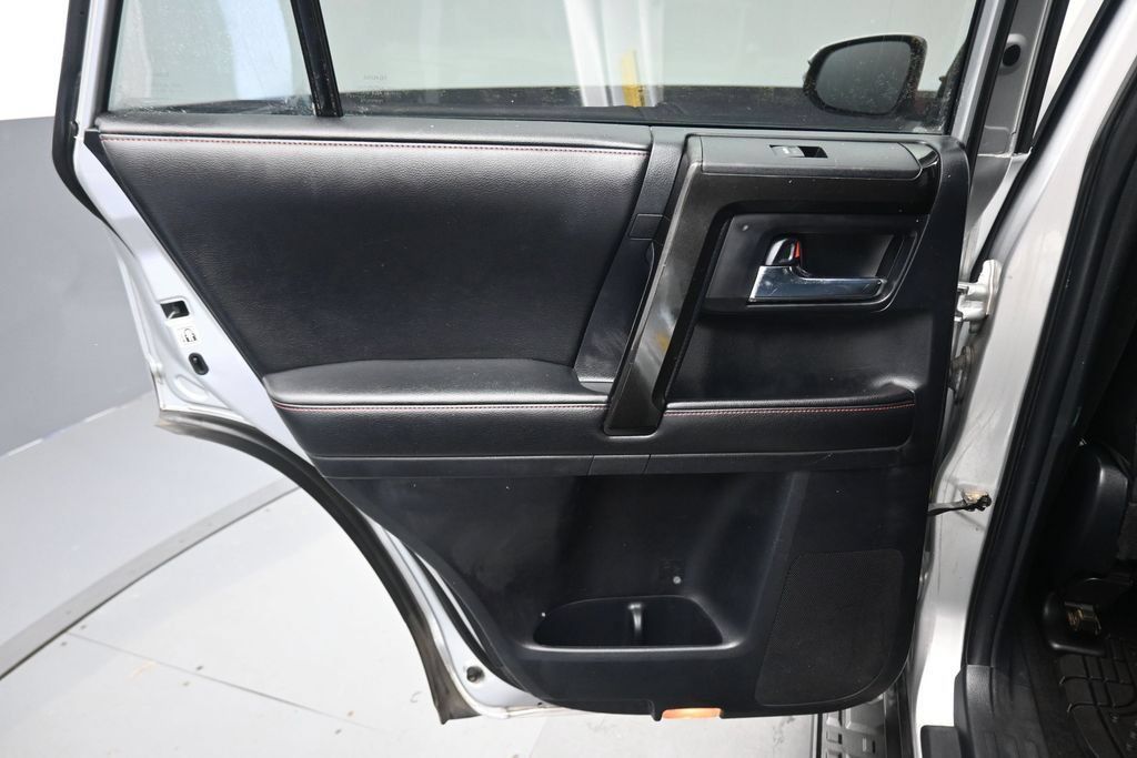 Used 2015 Toyota 4Runner Trail Premium AWD/4WD image 27