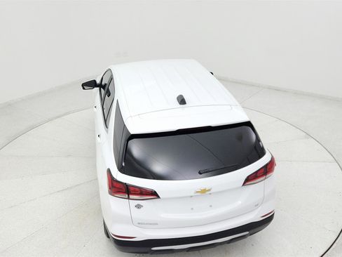 Used 2024 Chevrolet Equinox LT image 16