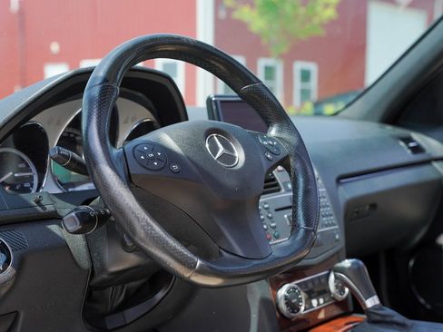 Used 2010 Mercedes-Benz C 63 AMG Sedan image 11