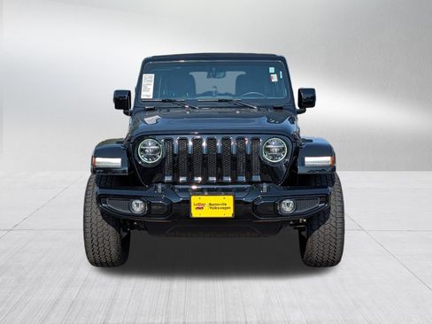 Used 2022 Jeep Wrangler Unlimited Sahara AWD/4WD image 2