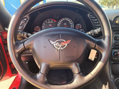 Used 2002 Chevrolet Corvette Coupe w/ Preferred Equipment Group2 image 16