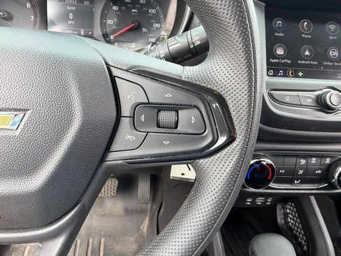 Used 2023 Chevrolet TrailBlazer LS FWD image 28