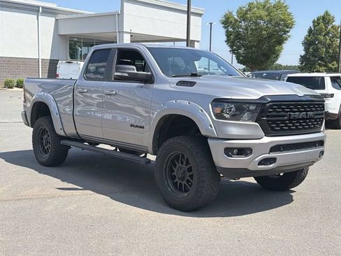 Used 2022 RAM 1500 Big Horn w/ Night Edition AWD/4WD image 6