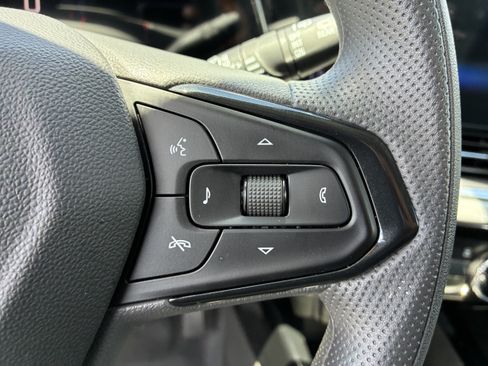 Used 2026 Chevrolet Trax LT FWD image 32