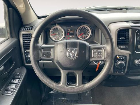 Used 2017 RAM 1500 Express image 12