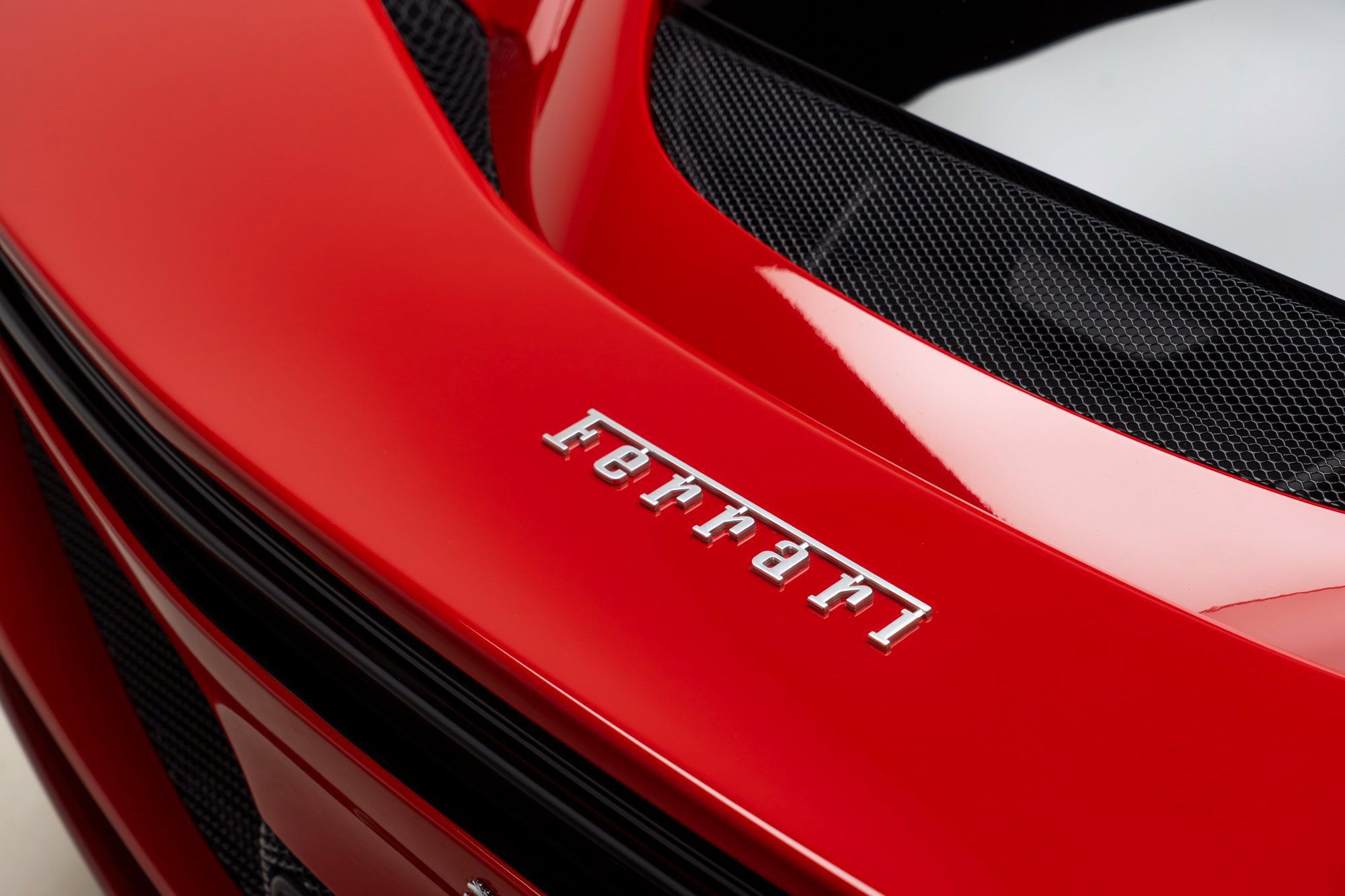 Used 2023 Ferrari 296 GTB RWD image 65