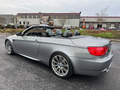 Used 2009 BMW M3 Convertible 2D image 13