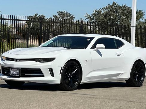 Used 2017 Chevrolet Camaro LT w/ RS Package RWD image 10