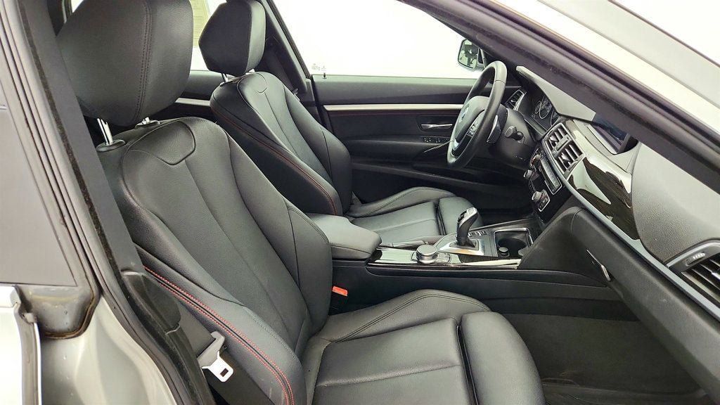 Used 2018 BMW 330i Gran Turismo xDrive AWD/4WD image 24