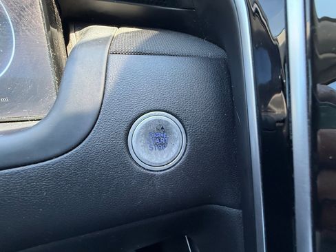 Used 2023 Hyundai Tucson Limited image 30