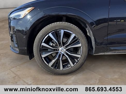 Used 2024 Volvo XC60 B5 Plus image 9