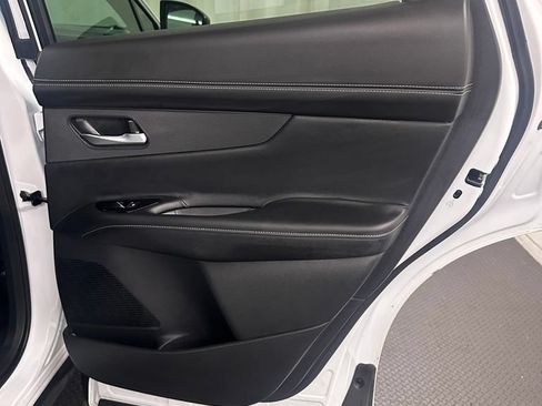 Used 2025 Nissan Murano SL w/ Cargo Package AWD/4WD image 30
