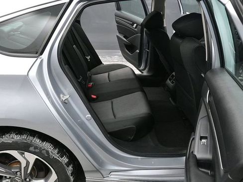 Used 2020 Honda Accord EX image 12