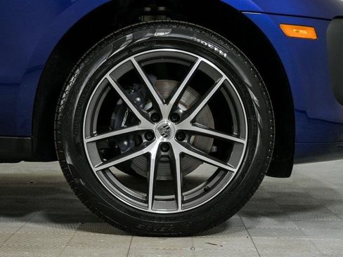 Used 2026 Porsche Macan AWD/4WD image 39