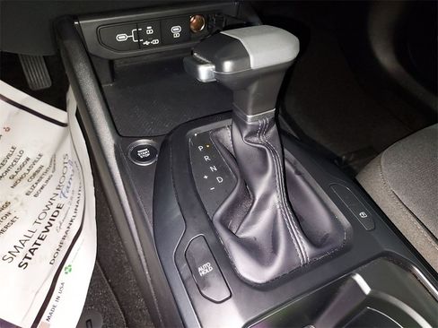 Used 2025 Kia K4 LXS image 25