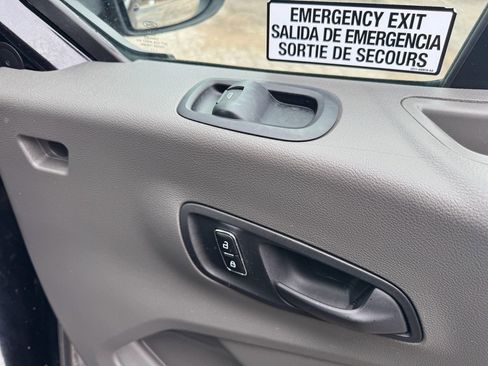 Used 2023 Ford Transit 350 XLT image 35