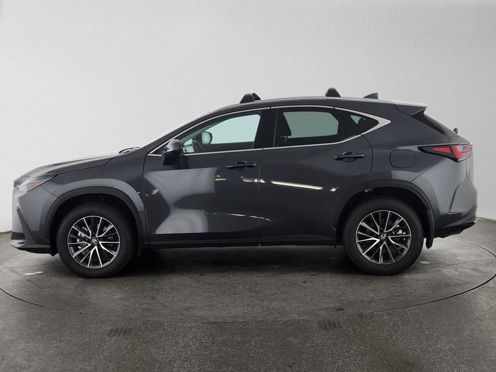 Certified 2026 Lexus NX 350 AWD w/ Accessory Package (2T) image 6
