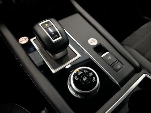 Used 2024 Mitsubishi Outlander SE image 26