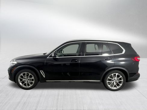 Used 2021 BMW X5 xDrive40i w/ Premium Package image 4