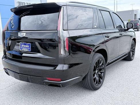 Used 2023 Cadillac Escalade Sport Platinum w/ LPO, ONYX Package AWD/4WD image 5