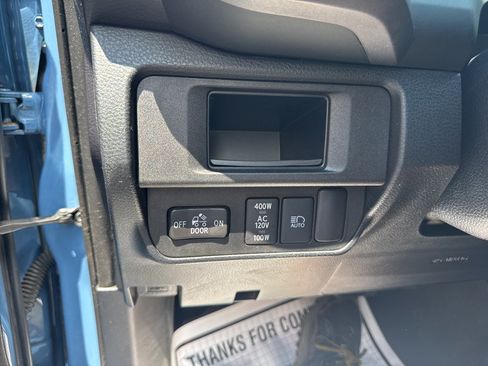 Used 2019 Toyota Tacoma TRD Off-Road AWD/4WD image 28