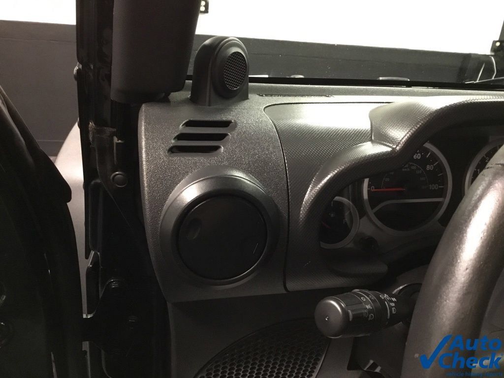 Used 2010 Jeep Wrangler Sport AWD/4WD image 25