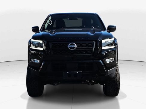 Used 2023 Nissan Frontier SV w/ Midnight Edition Package image 11