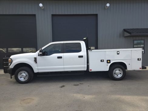 Used 2020 Ford F250 XL w/ Power Equipment Group AWD/4WD image 1