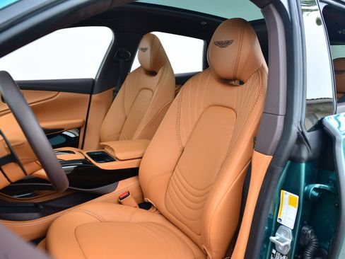 Used 2023 Aston Martin DBX 707 AWD/4WD image 17