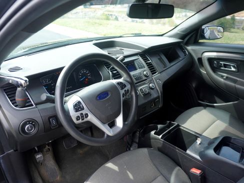 Used 2013 Ford Taurus Police Interceptor AWD image 15