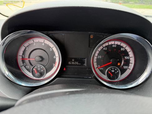 Used 2013 Dodge Grand Caravan SE image 14