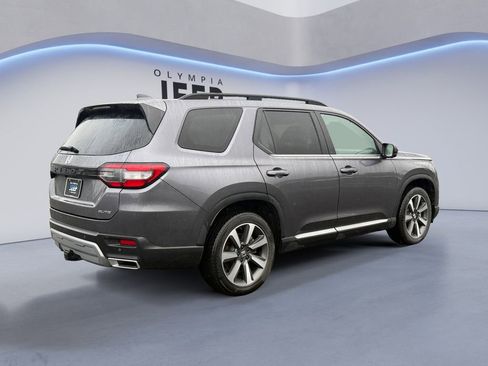 Used 2023 Honda Pilot Elite image 5