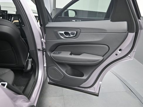 New 2026 Volvo XC60 B5 Plus w/ Protection Package Premier AWD/4WD image 32