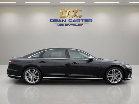 Used 2020 Audi S8 L w/ S8 Executive Package image 11