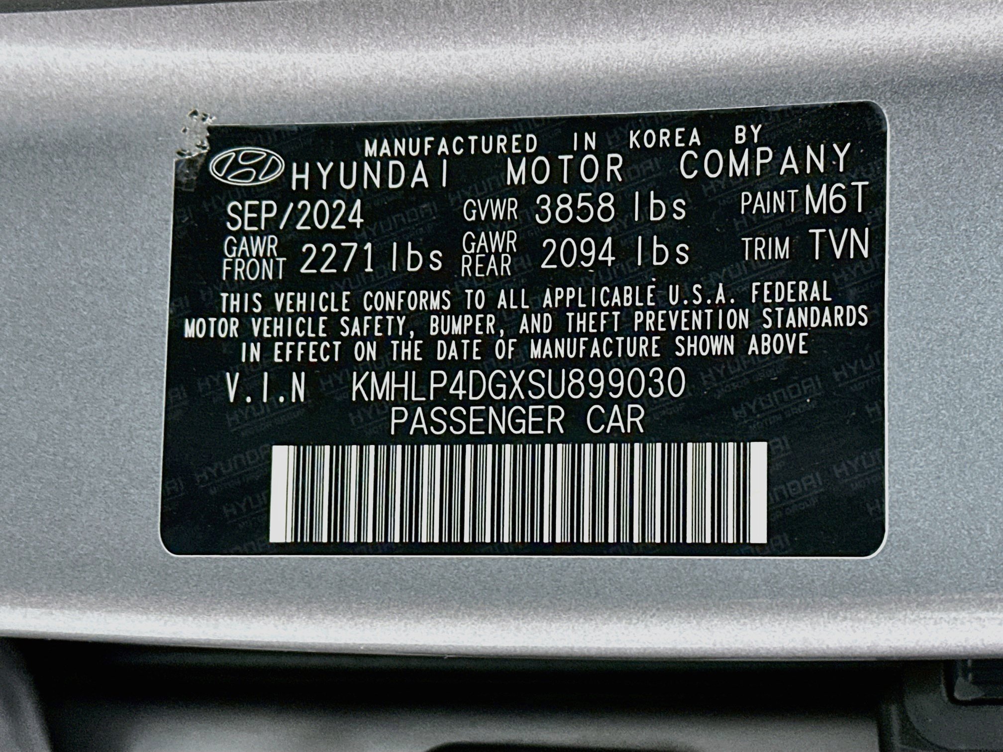 Certified 2025 Hyundai Elantra Limited FWD image 32