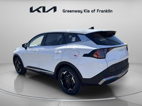 New 2026 Kia Sportage EX image 5