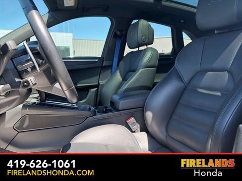 Used 2023 Porsche Macan GTS AWD/4WD image 13