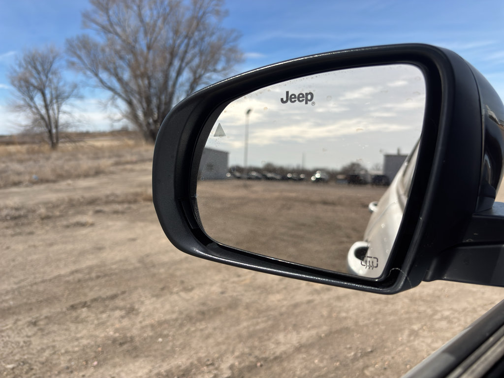 New 2026 Jeep Compass Limited w/ Sun, Sound & Navigation Group AWD/4WD image 27